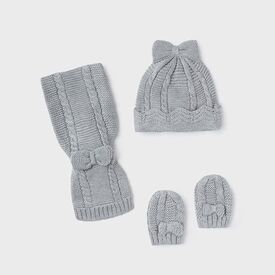 Mayoral Σετ Σκούφος και Κασκόλ Νεογέννητο Κορίτσι Γκρι Έντονο 09430-031 - Newborm στο Oneirokosmos