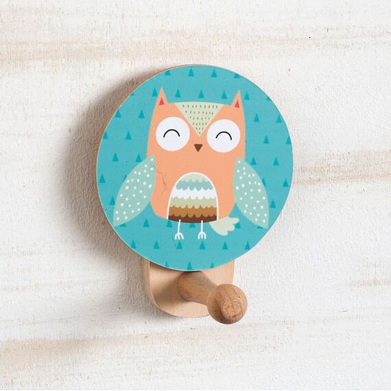 Μπομπονιέρα Ξύίνη Κρεμάστρα Τοίχου Κουκουβάγια ΣΚ983 - Μπομπονιέρες Βάπτισης στο Oneirokosmos