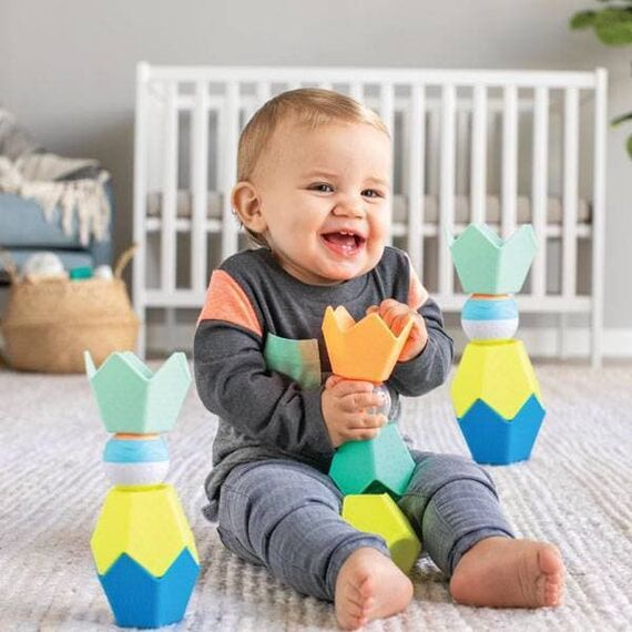 Infantino Εκπαιδευτικό Παιχνίδι Sensory Stacking Cups & Activity Ball Set B-315084 - Δώρα στο Oneirokosmos