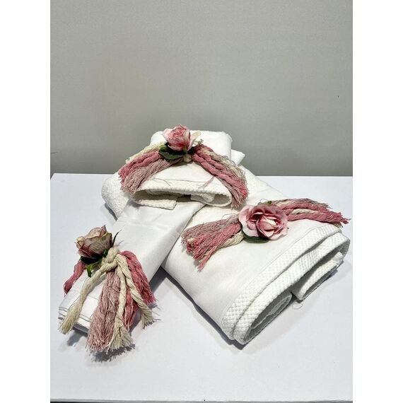 Wet Baby Χειροποίητο Σετ Βάπτισης Ουράνιο Τόξο - Για Κορίτσι στο Oneirokosmos