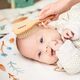 BabyOno Μαλακή φυσική βούρτσα ξύλινη BN799 - Χτένες - Βούρτσες - Ψαλιδάκια στο Oneirokosmos